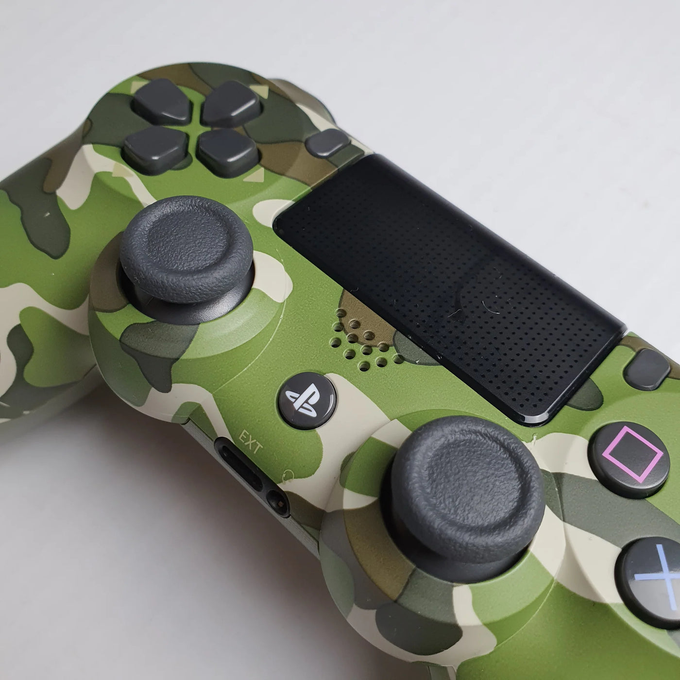 DUALSHOCK 4 wireless PS4 controller (Green Camouflage)